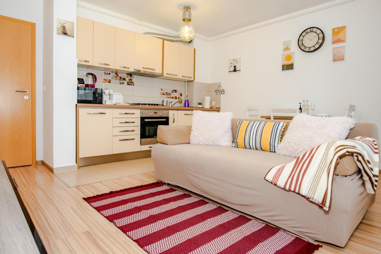 Lilibeth Apartments Brasov Luaran gambar