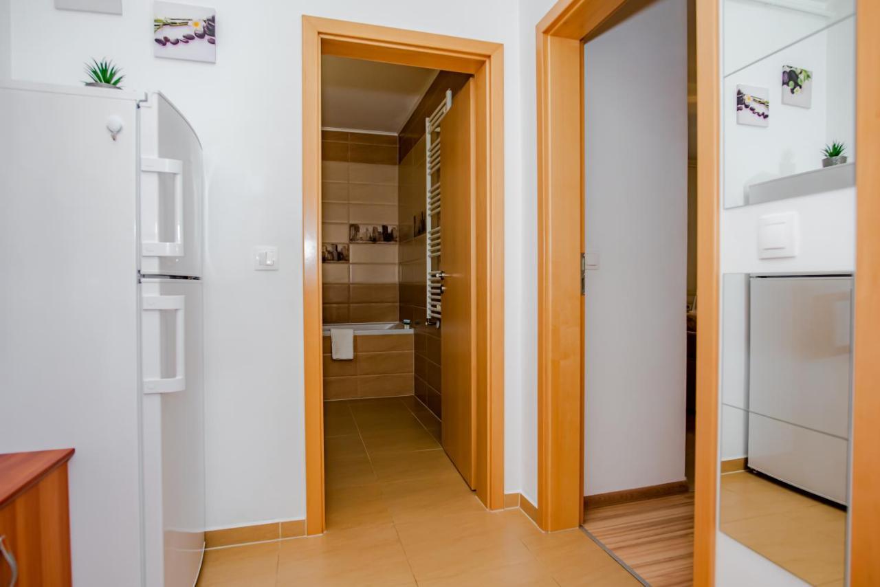 Lilibeth Apartments Brasov Luaran gambar